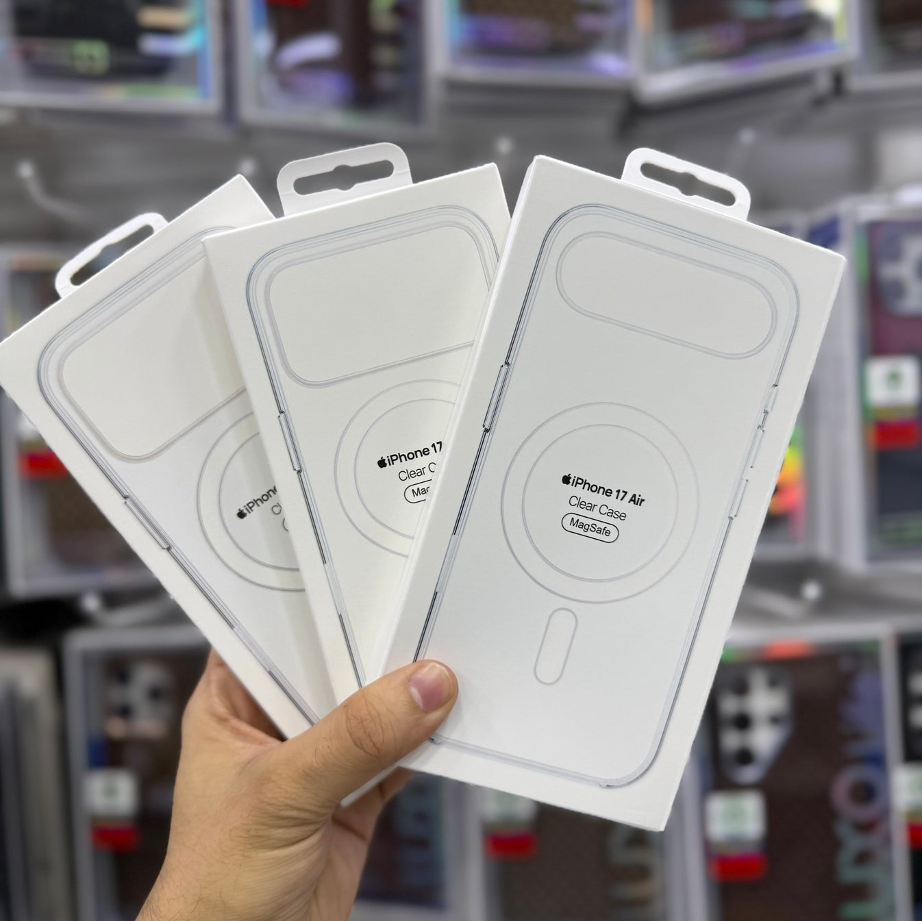 Apple Original Clear MagSafe Animation Case - 17 Series