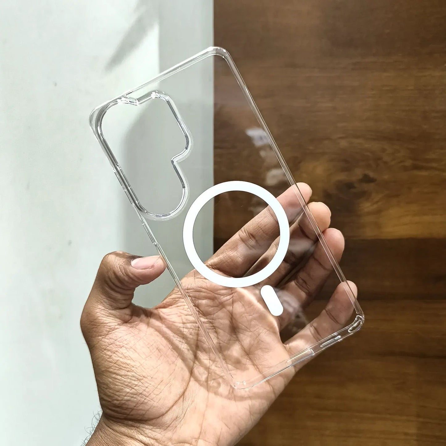 100% Anti Yellow Crystal Magsafe Case