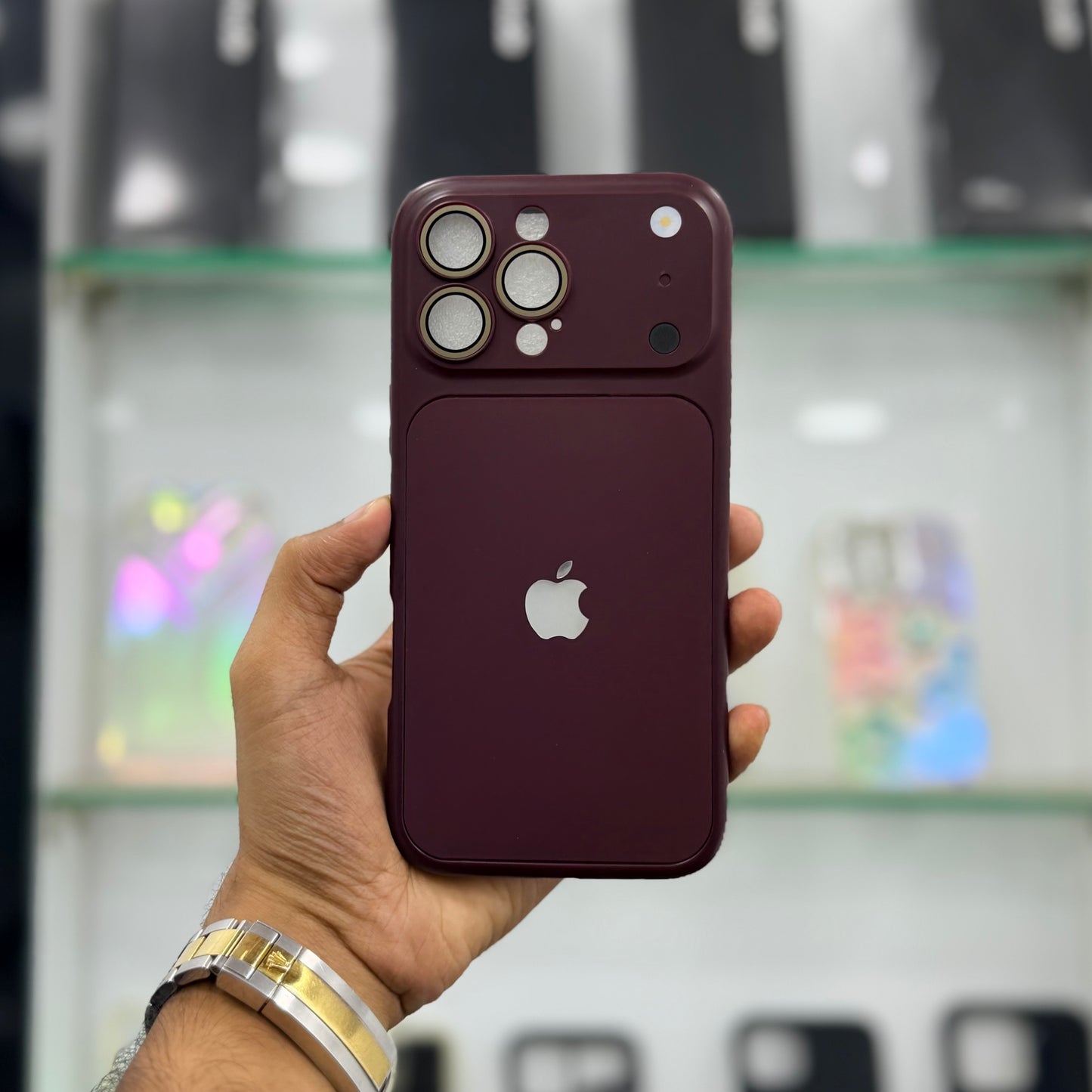 Secret Burgundy 18 Pro Max Luxe Case