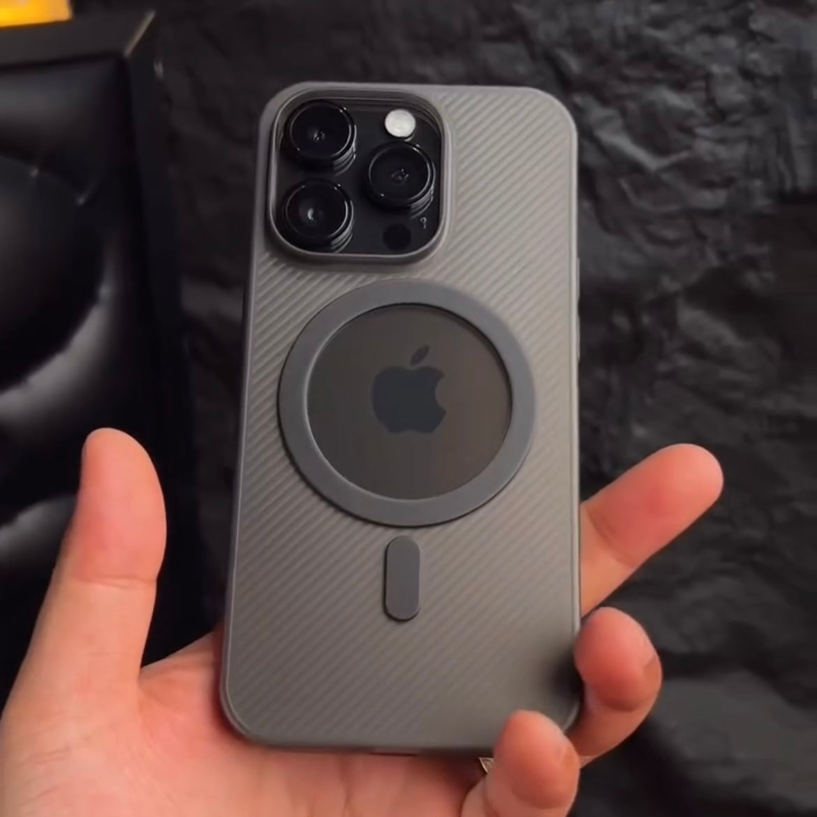 Premium Carbon Fiber MagSafe Case